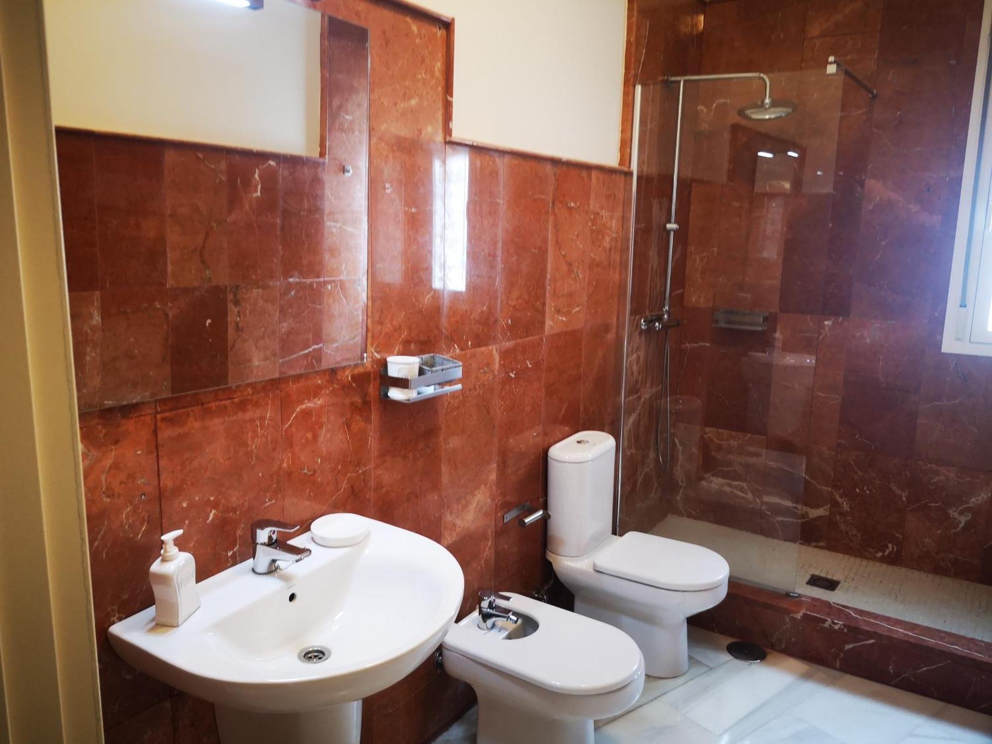 Charming Bright Apartment With Balconies On Cuesta Del Rosario Sevilla Eksteriør bilde